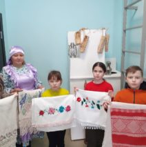«Эбием сандыгы»