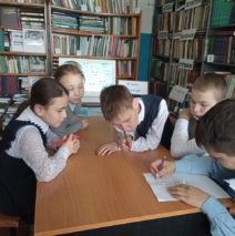 «О чем шепчет ручеёк”