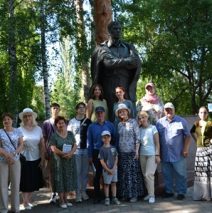 «Я эту землю Родиной зову»