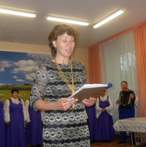 Над нами не властны года и невзгоды