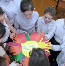 «Капелькой тепла согреем душу»