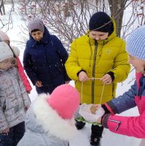 «Покормите птиц зимой, чтобы пели вам весной!»