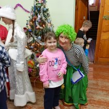 Дед Мороз и волшебные бусы