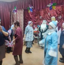 «Всё плохое оставляем — Старый Новый год встречаем!»