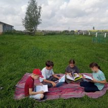 «Книжка на ладошке»