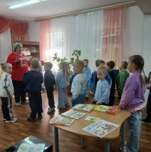 «Книжка на ладожке»